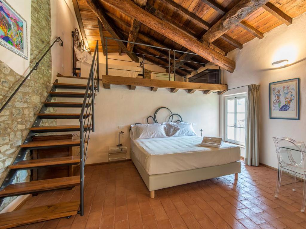 Отель Borgo Cadonega Viano Экстерьер фото