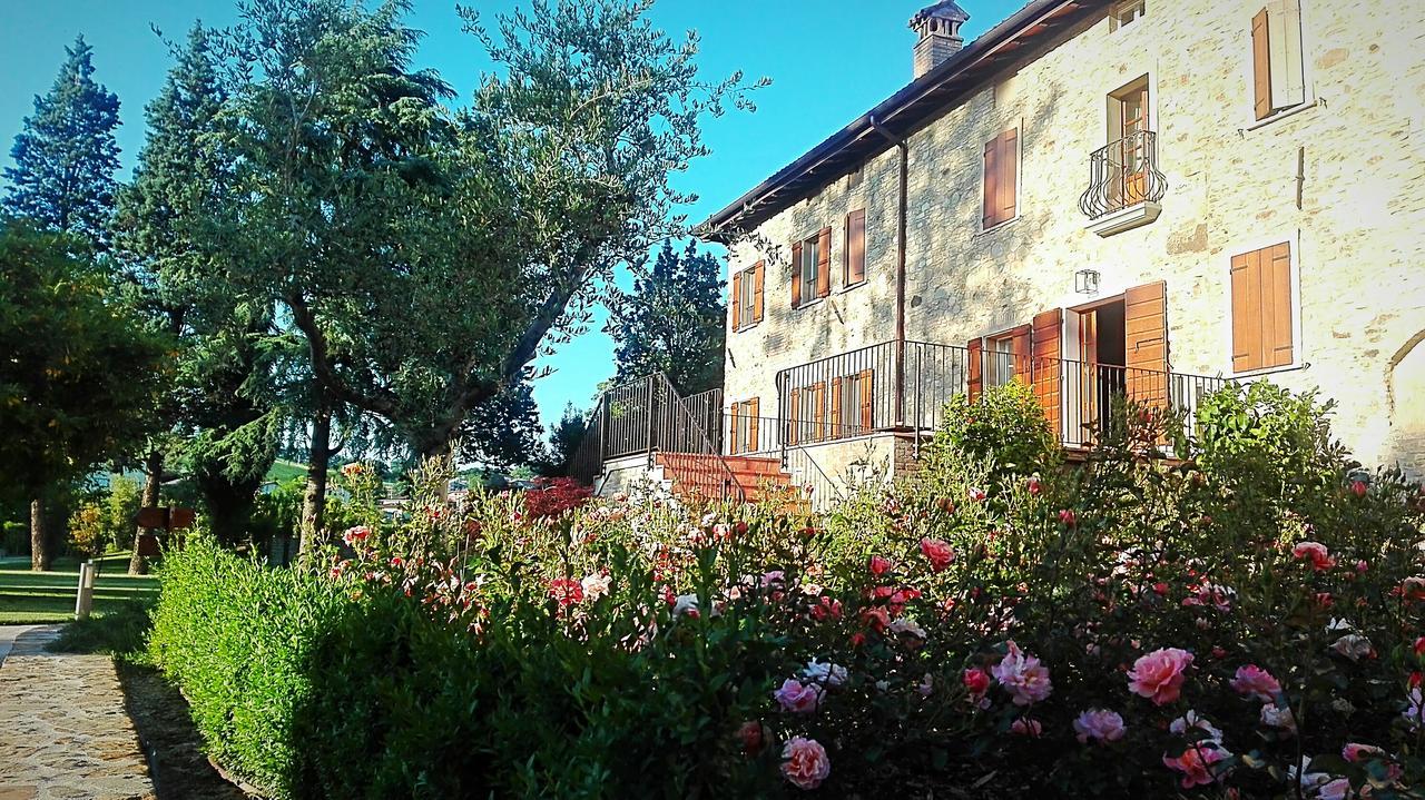 Отель Borgo Cadonega Viano Экстерьер фото